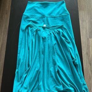 Beyond Yoga Teal Women's Workout Set